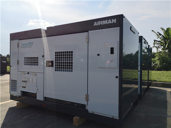 AIRMAN发电机组SDG60S静音40kw小型双电压柴油发电机组
