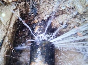 地下给水铁管漏水检测 家庭PPE水管渗水查漏 家庭埋墙水管漏水检修