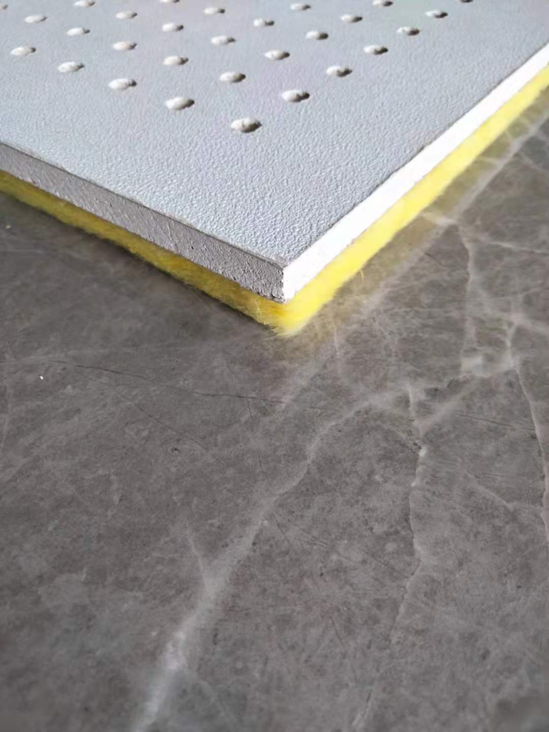 硅酸钙穿孔吊顶 复合隔音降噪板水泥纤维硅钙板