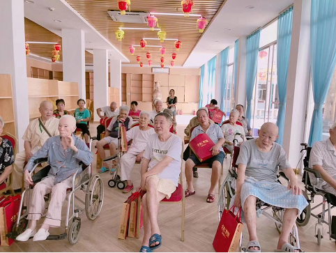 天河颐年养老院 集颐养、康复、护理为一体新型家庭式养老机构
