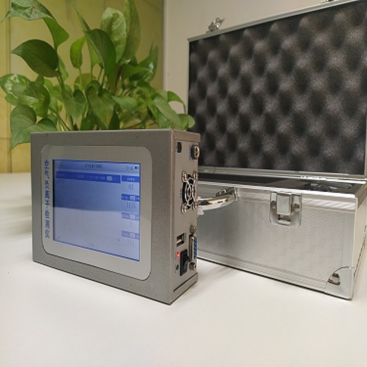 负氧离子浓度测试器带温湿度 哈密便携式空气负离子检测仪