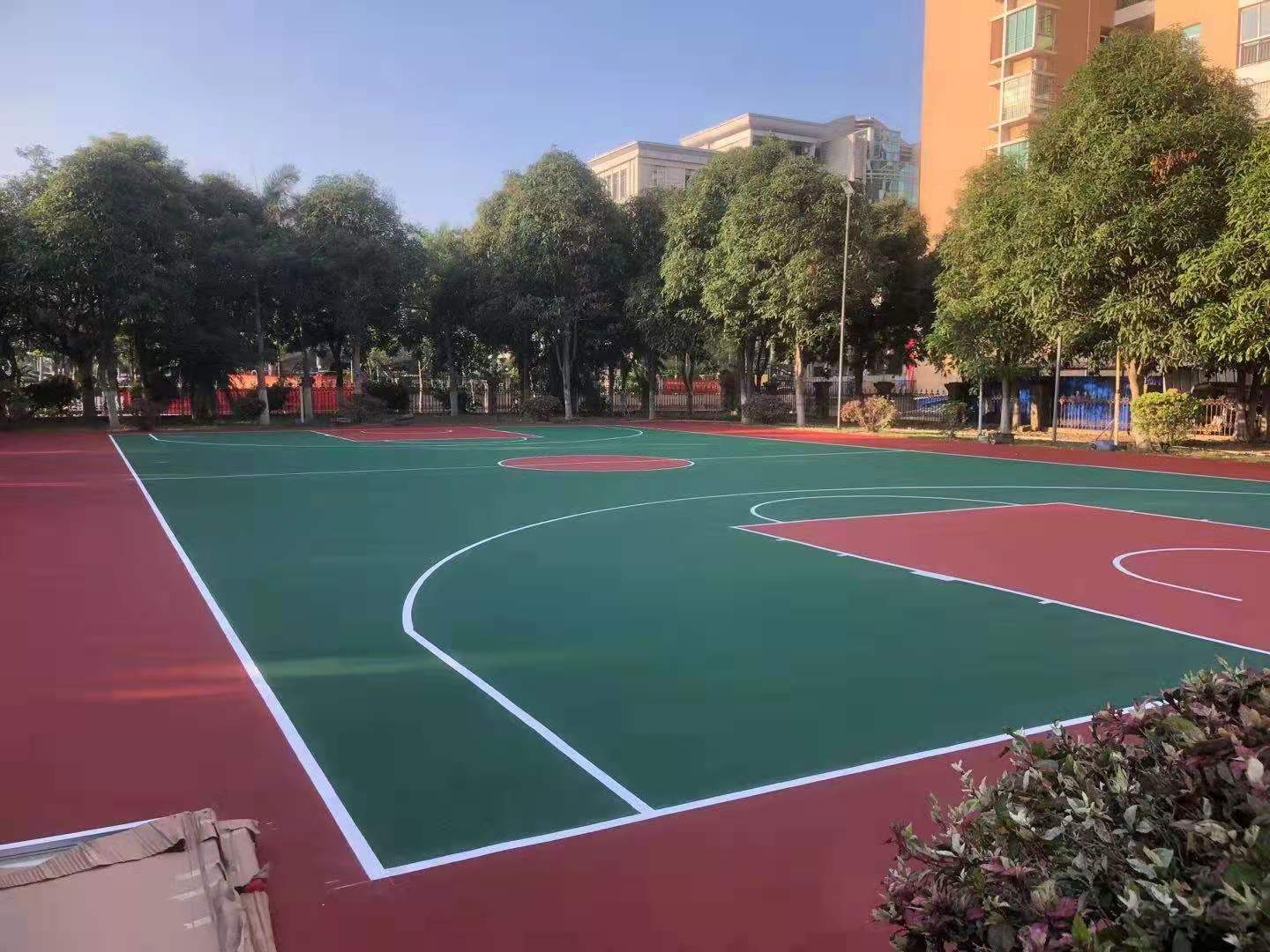 郑州篮球场地胶安装画线