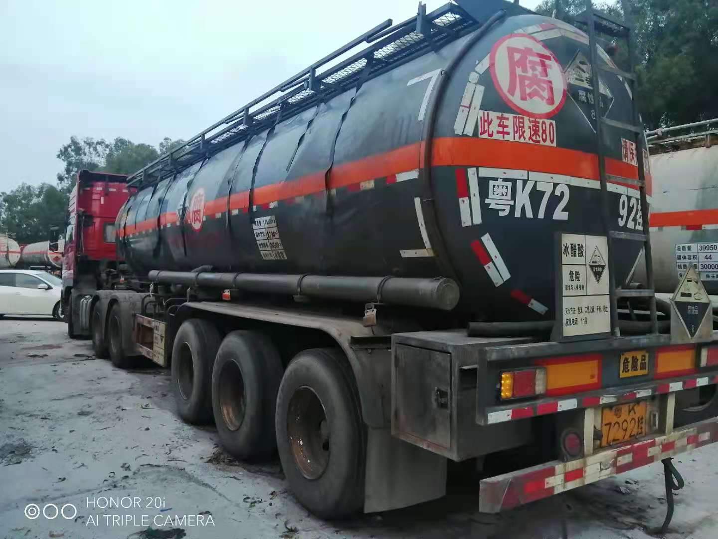 广东地区不锈钢槽罐车运输配送服务