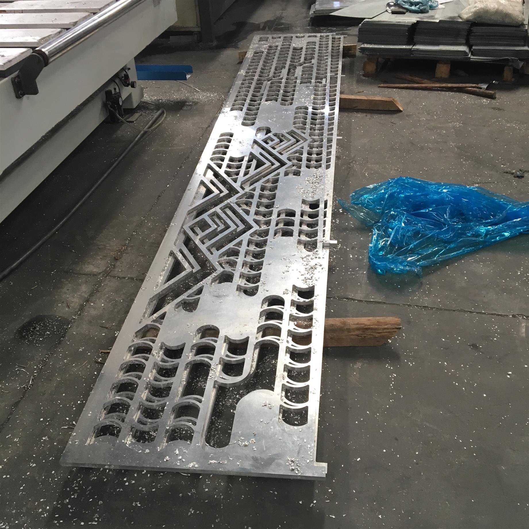 广东扶梯造型铝单板批发厂家 来图来样定制_免费打样寄样