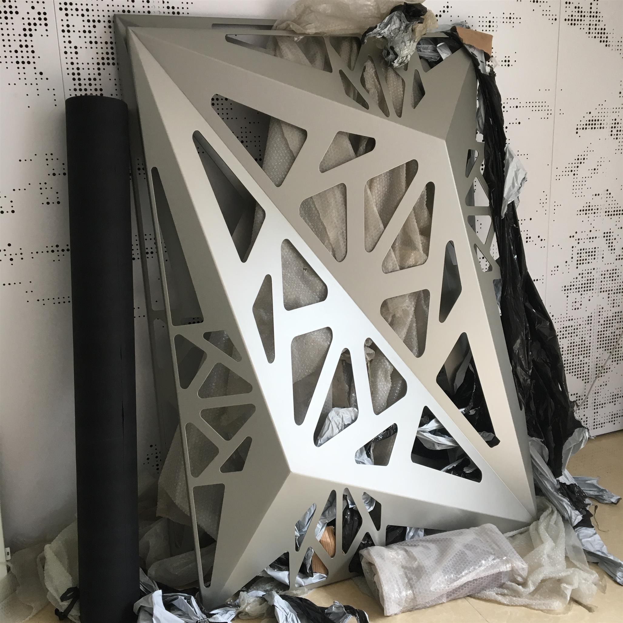 西安大号堂弧形铝单板供应商 镂空铝单板氟碳铝单板