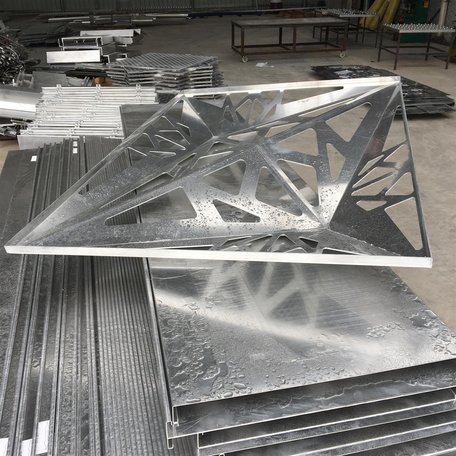 江门装饰弧形铝单板供应商 镂空铝单板氟碳铝单板 重量轻-耐腐蚀-可定制