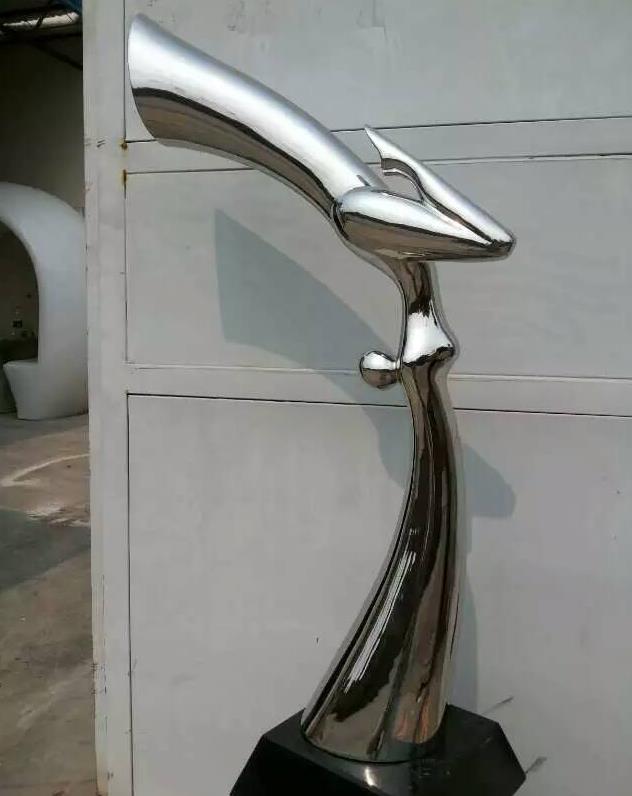 牡丹江锻铜雕塑