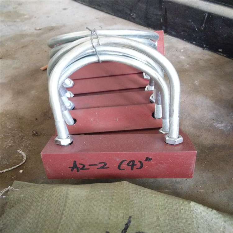 齐鑫 U型螺栓带角钢 导向管卡 紧固管卡 根据图纸可定制