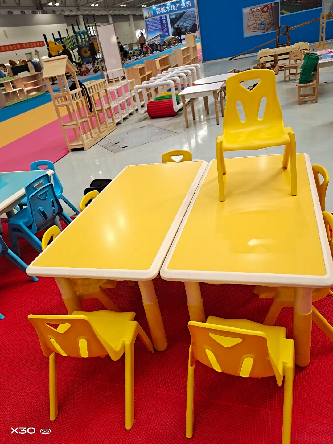 幼儿园母婴店学习桌椅儿童学习桌椅实木塑料桌椅儿童玩具桌