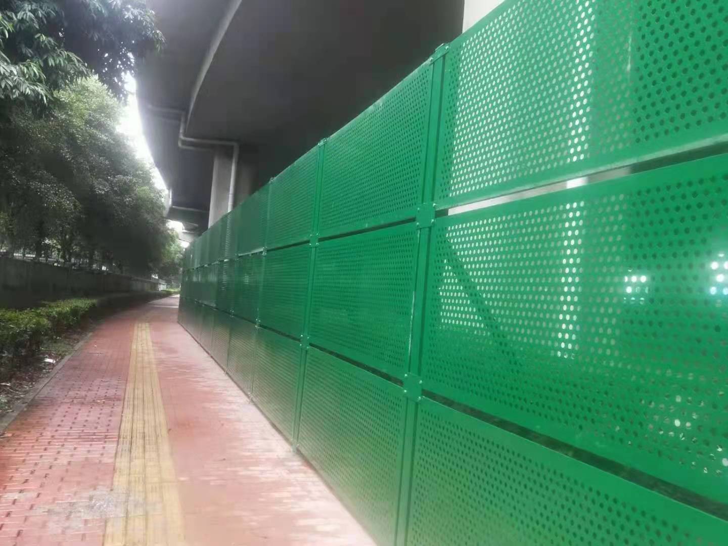 广东中山工地铁皮围挡防风抑尘网厂通风冲孔板围挡