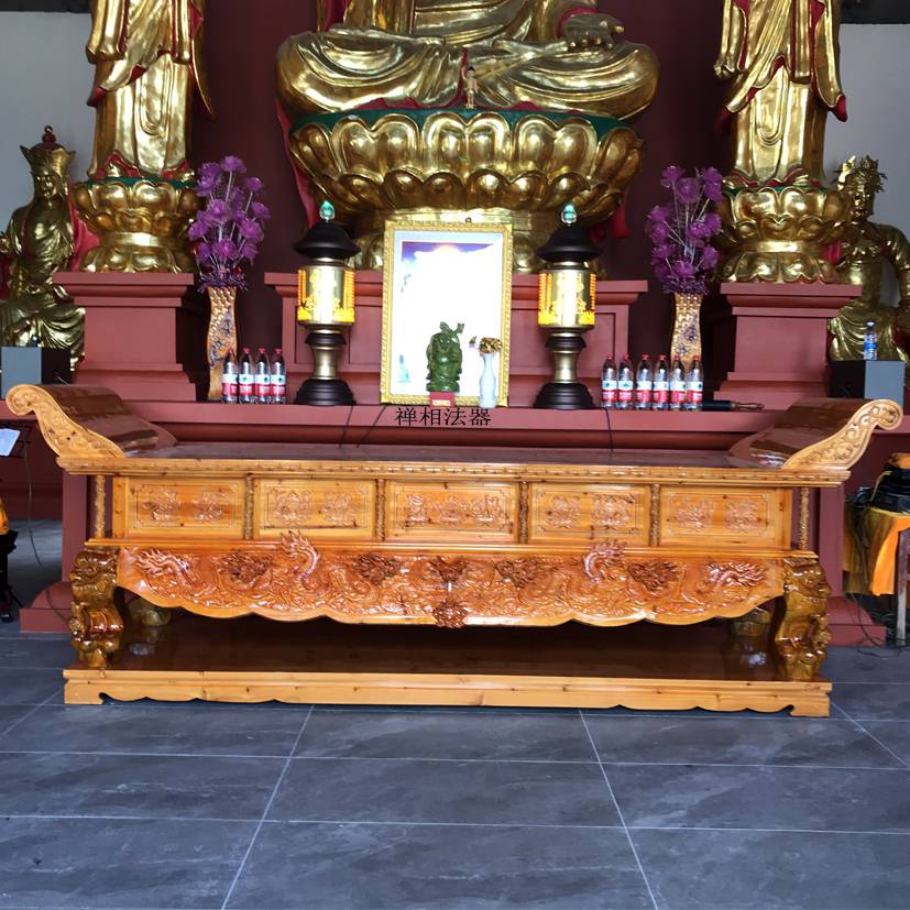 寺庙实木供桌 香樟木本色仿红木元宝桌精雕价格