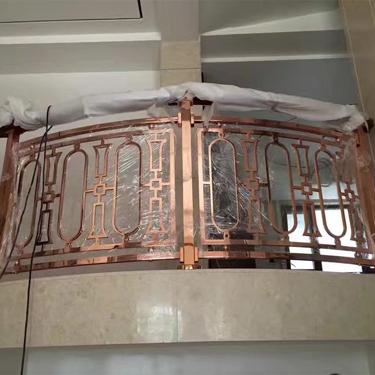 九台别墅设计 订做古雕花铜楼梯栏杆对高颜值的永远心动