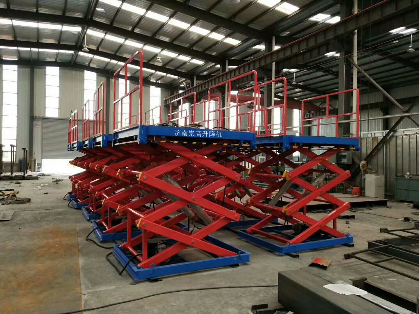 潍坊各种液压升降货梯供应 崇高升降机 该设备易于操作