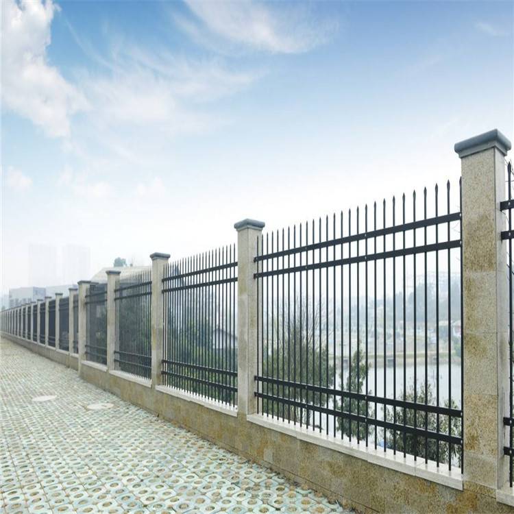 锌钢护栏围墙方管护栏制作厂家彩色锌钢栏杆生产安装一条龙服务