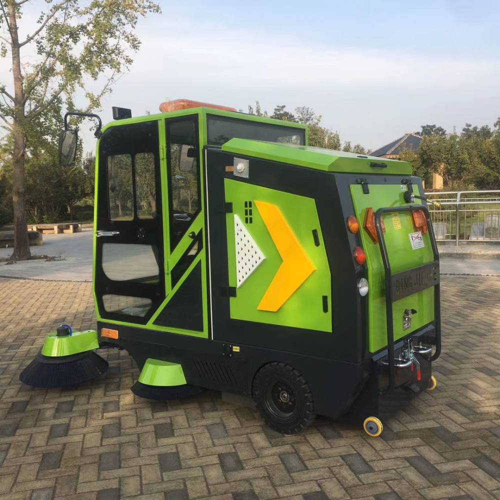 扫地车环卫车电动三轮驾驶式清扫车小区物业学校多功能吸尘扫路车
