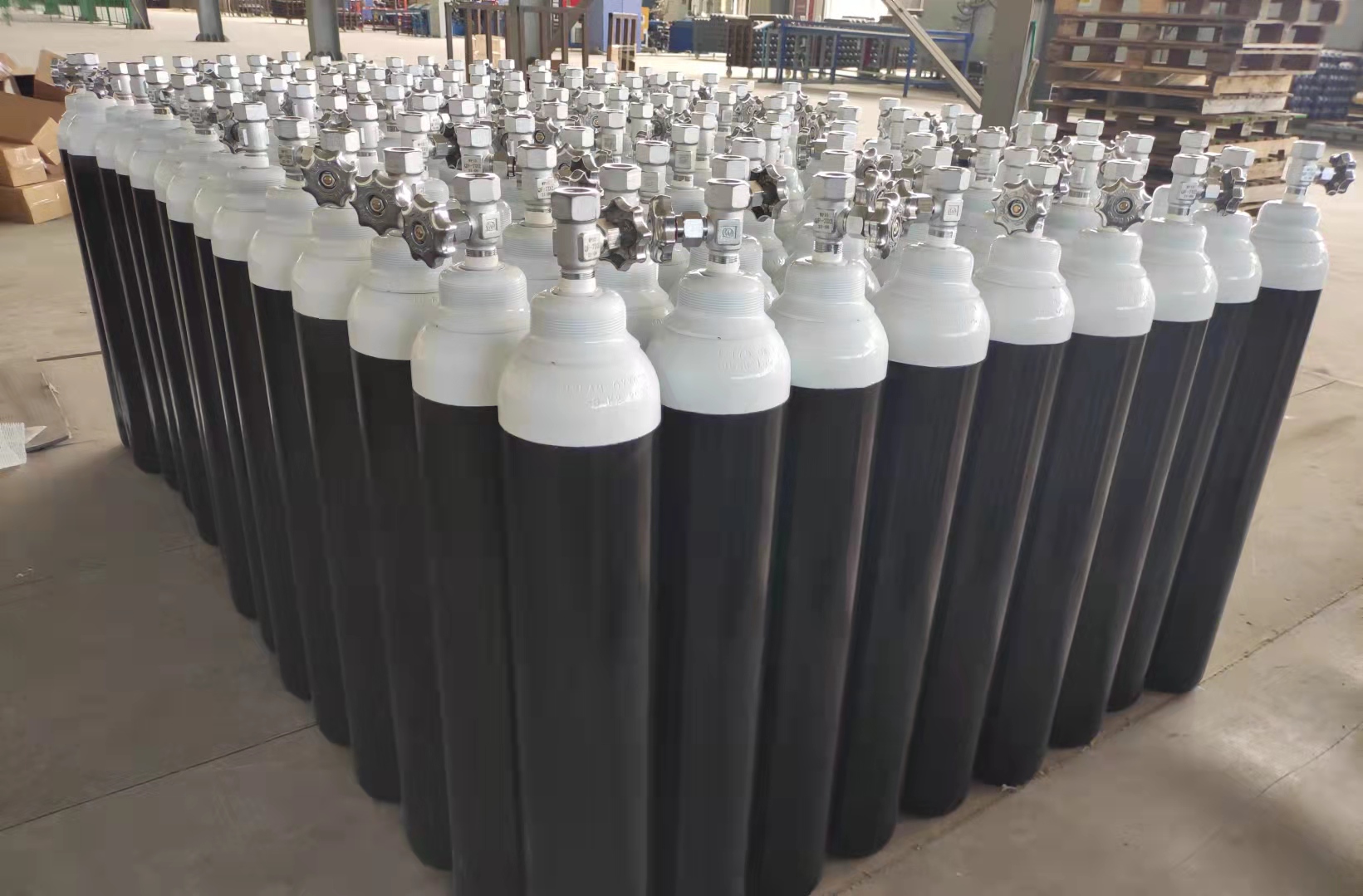 出口钢瓶氧气瓶cylinders生产厂家8L10L12L13.4L15L20L40L50L60L70L80L90L