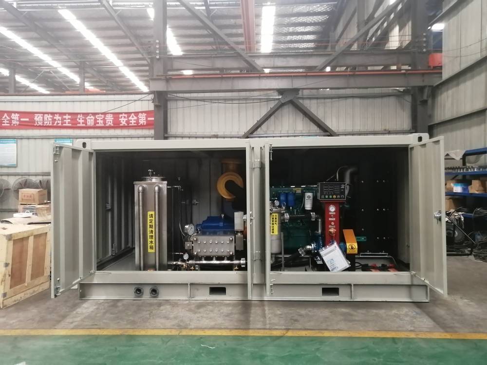 1400公斤石化厂热交换器换热器板除垢高压清洗机宏兴JX-2503