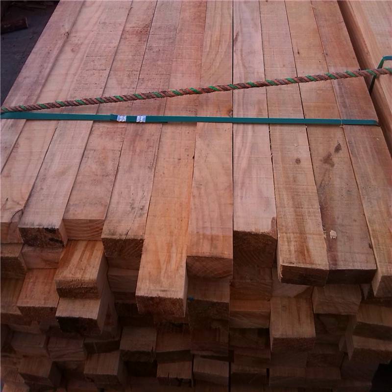 辐射松加工：辐射松原木板|新西兰松木加工|建筑木方木条无节