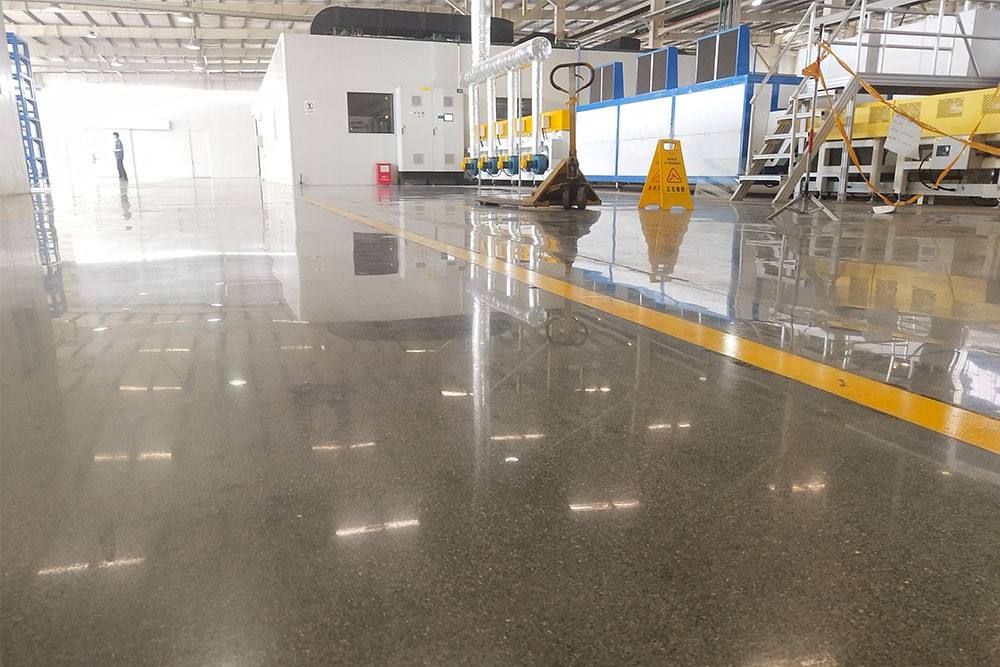 防尘地面固化剂地坪公司