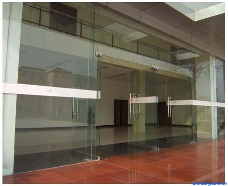 通州区安装钢化玻璃墙 换窗户玻璃价格