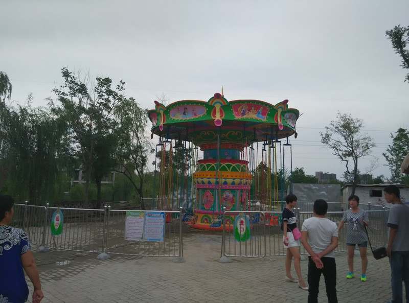 轉椅 鄭州大型旋轉飛椅供應商 旋轉兒童游樂設施