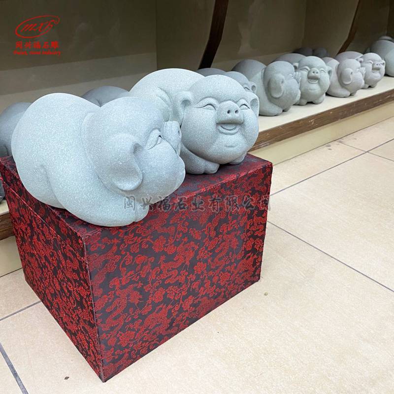 福建厂家青石大件猪茶宠摆件供应 茶道生肖猪可爱动物石雕雕刻