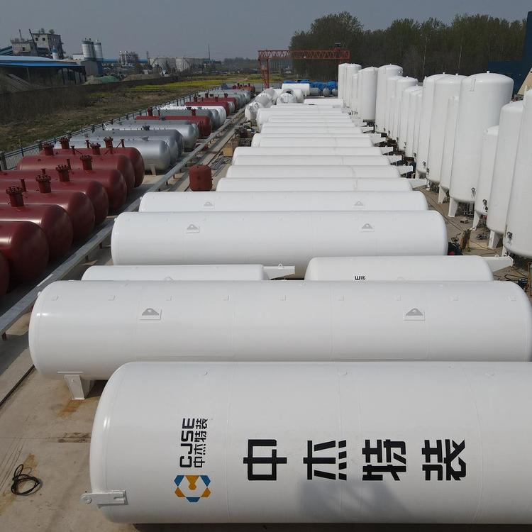100方LNG儲罐發往重慶