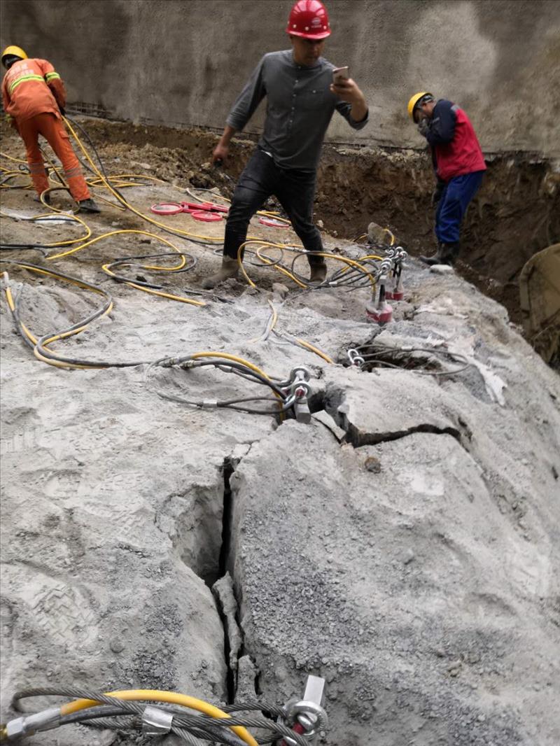 长沙 矿山开采 岩石致裂 隧道施工 液压柱塞式岩石劈裂器材