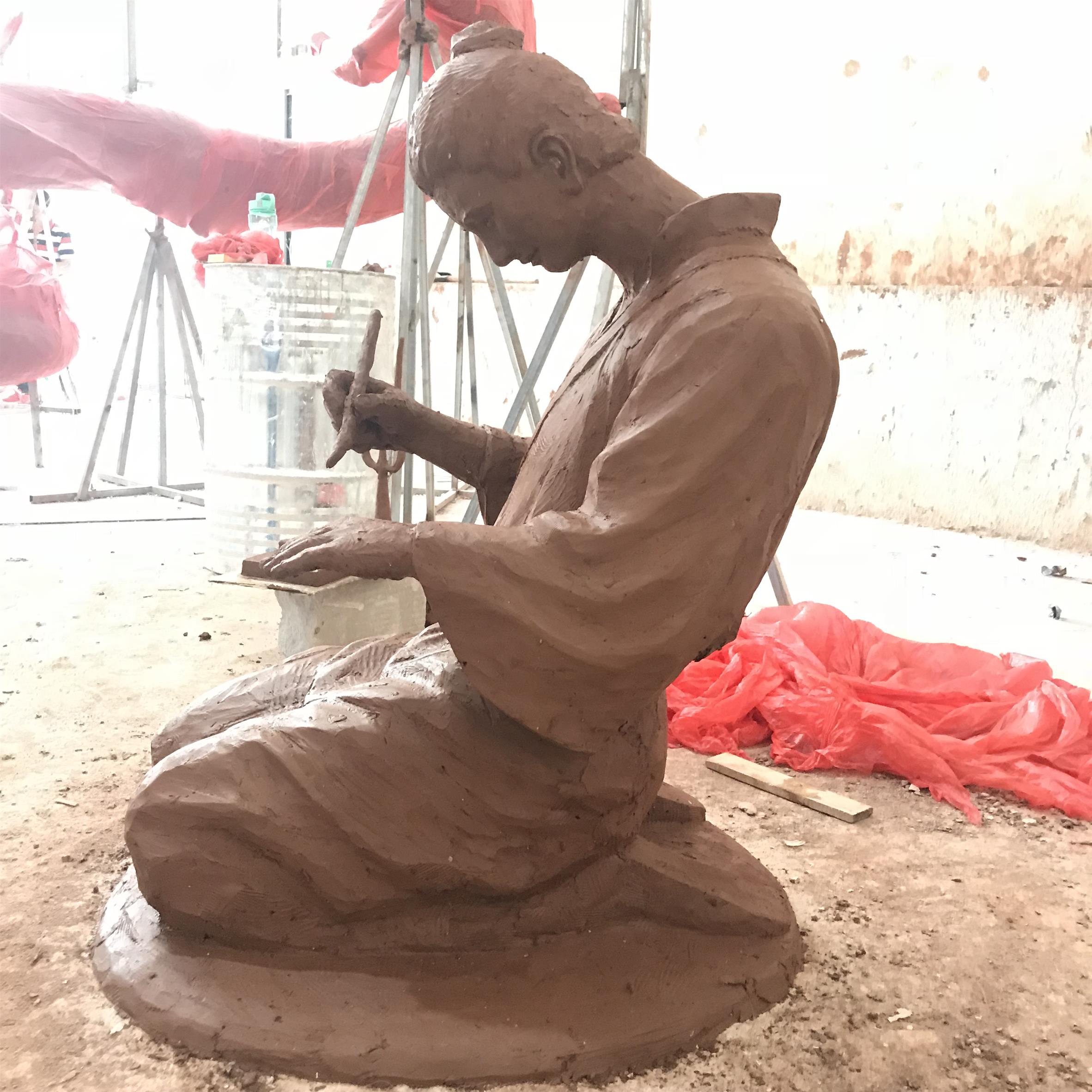 甘南仿铜人物雕塑