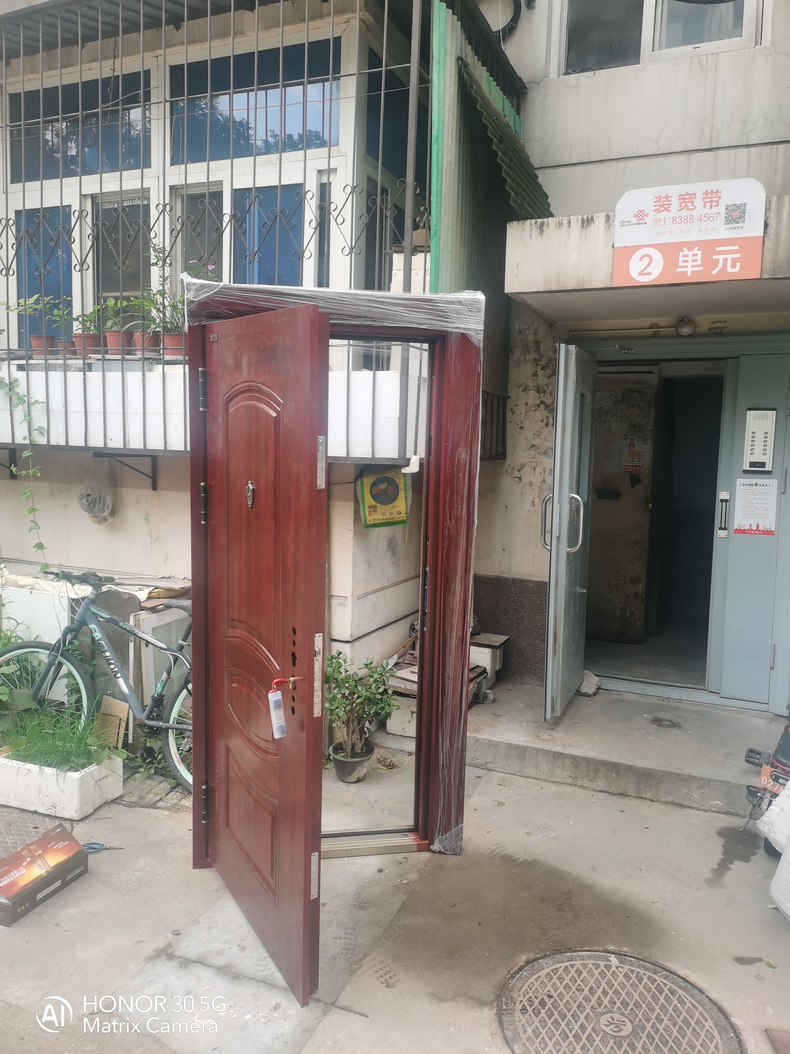 北京大兴区防盗门不锈钢防盗窗安装
