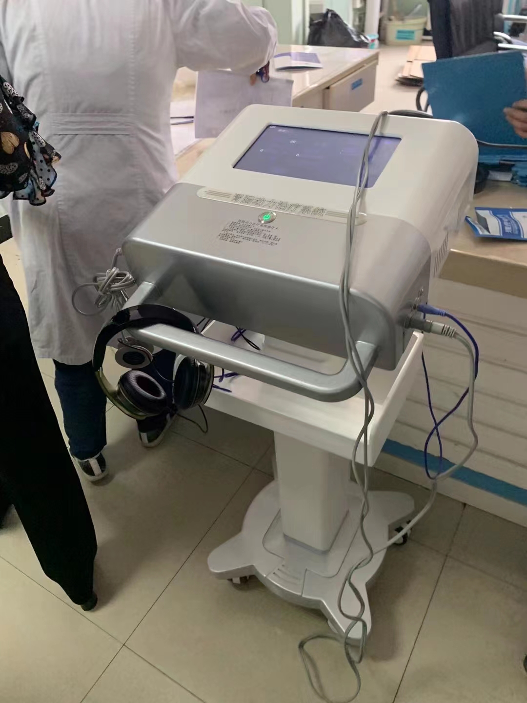 吉林省吉林市二医院引进胃肠动力治疗仪2台