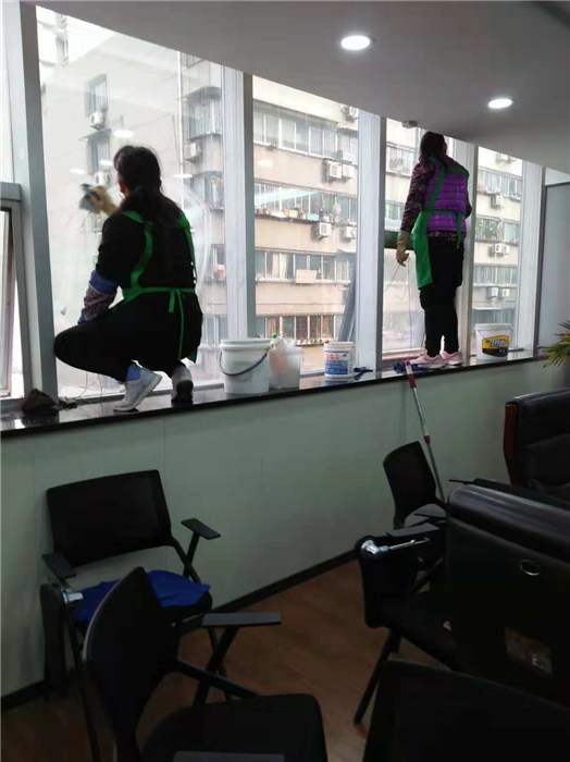 天津河东区擦玻璃 -----油烟机清洗 家庭保洁