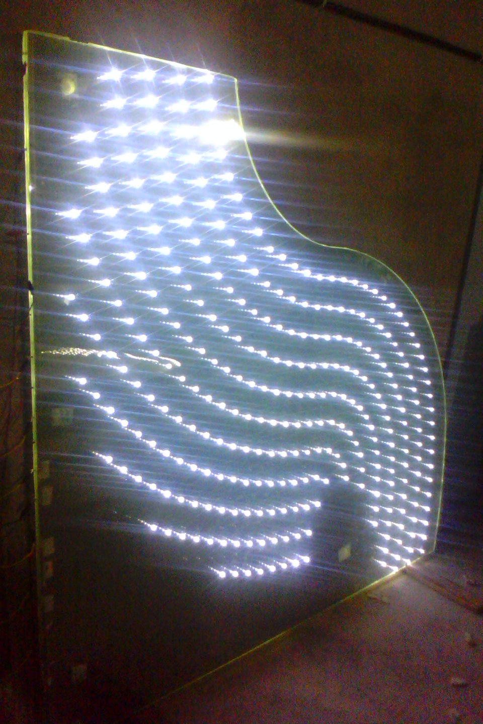 江苏发光幕墙玻璃厂家供应 智能玻璃 明微光电