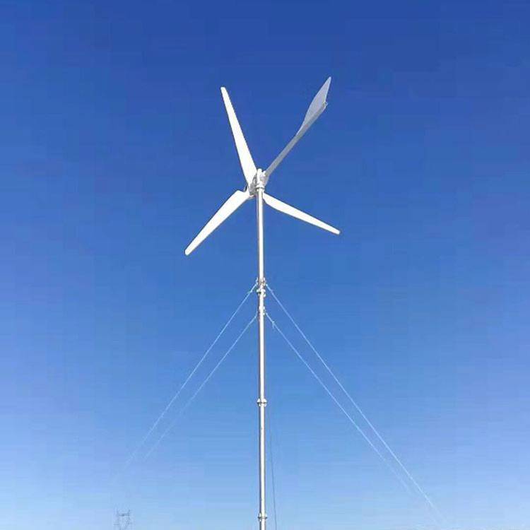 河南沈丘30千瓦风力发电机 中型风力发电机物流托运安全放心