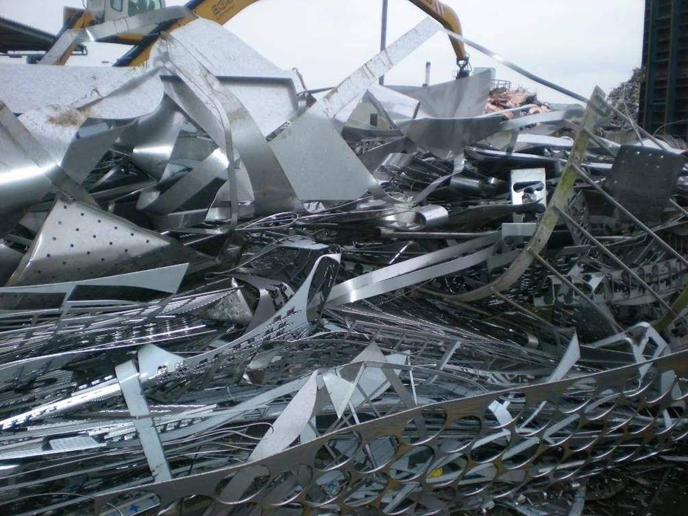 平湖回收模具钨钢公司 废旧模具回收 高价回收