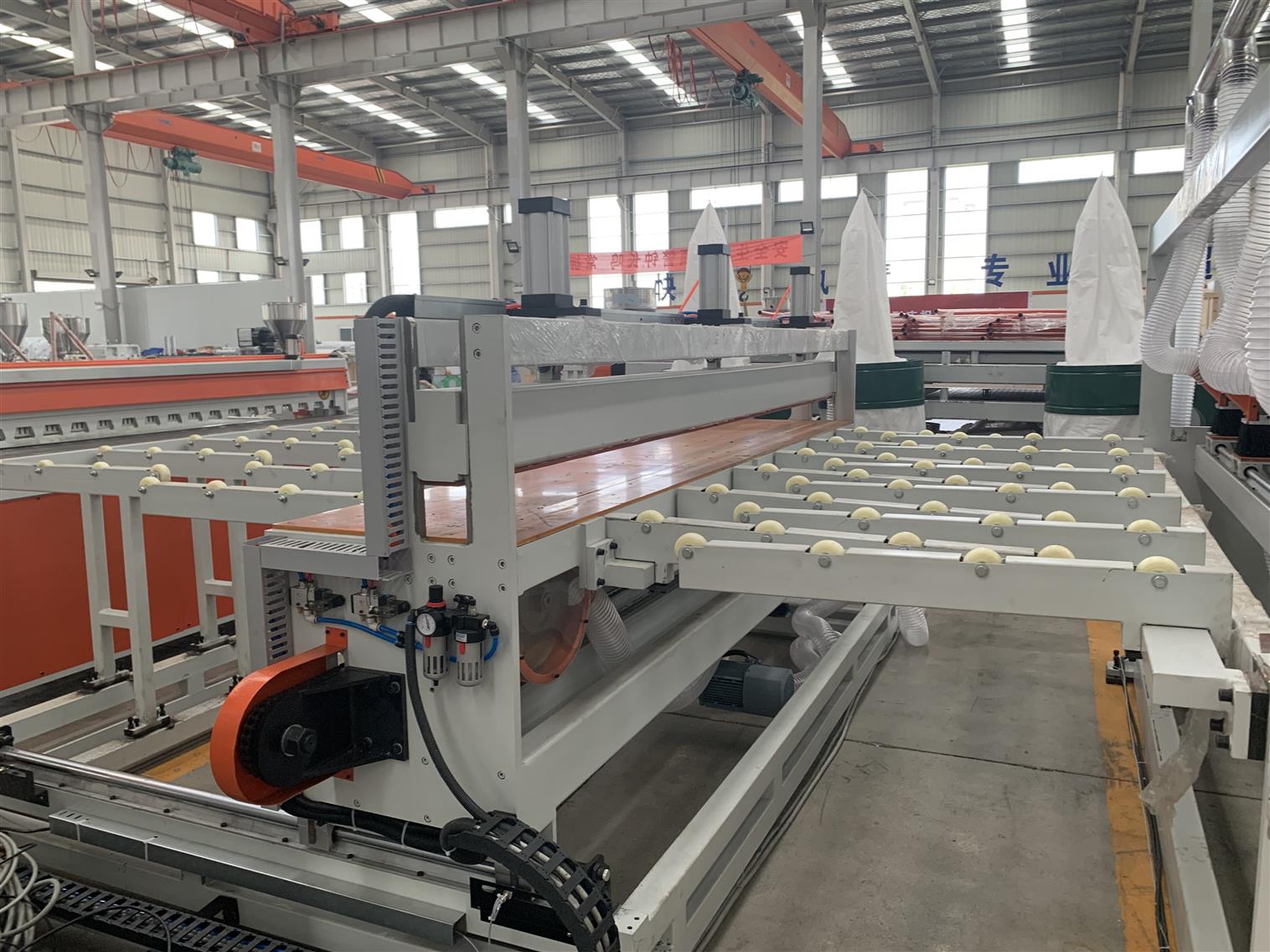 上海PC耐力板挤出生产线