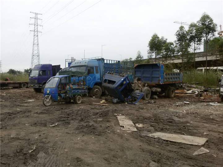 龙江报废车回收型号-回收装载车