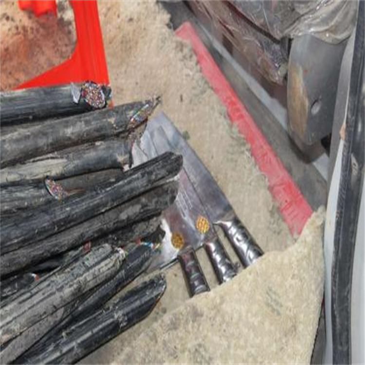 湖北郧西县回收电缆线