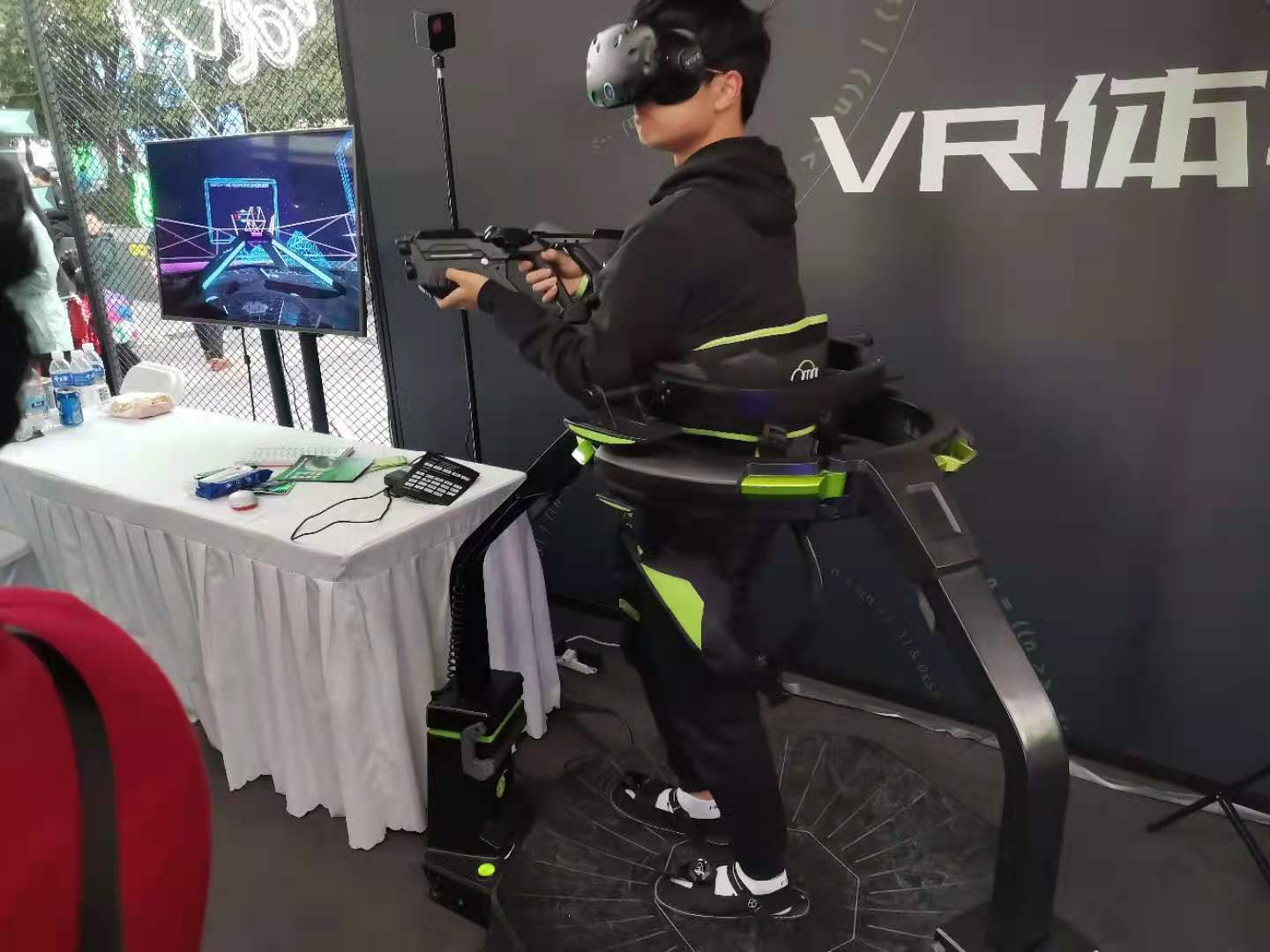 漳州活动暖场VR设备出租 VR设备租赁 VR飞机VR赛车VR天地行