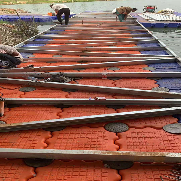 石家莊水上觀光平臺浮橋浮筒施工方案