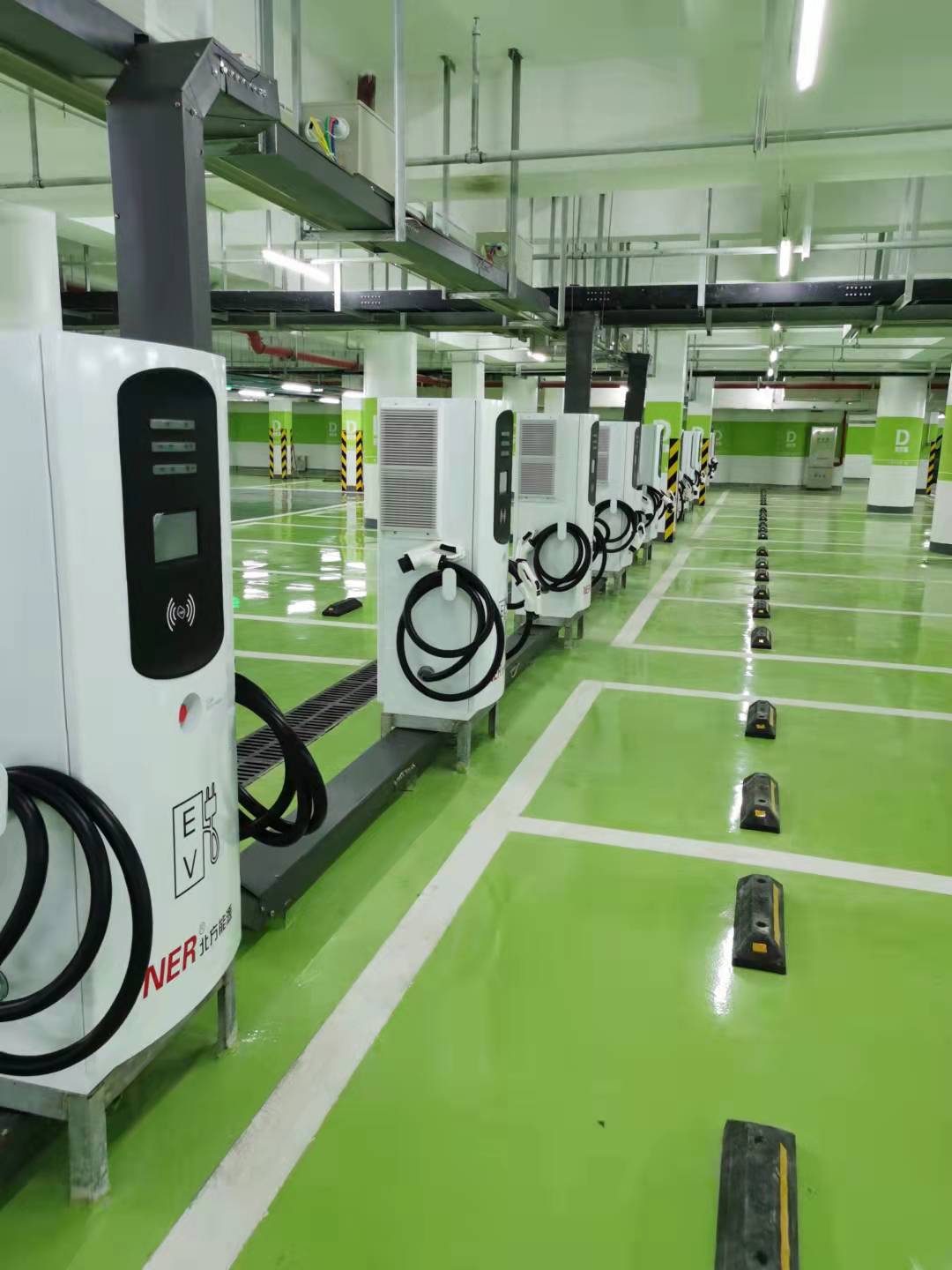 新能源汽车充电桩60KW快速充电桩充电桩生产厂家武汉充电桩生产企业湖北充电桩生产厂家