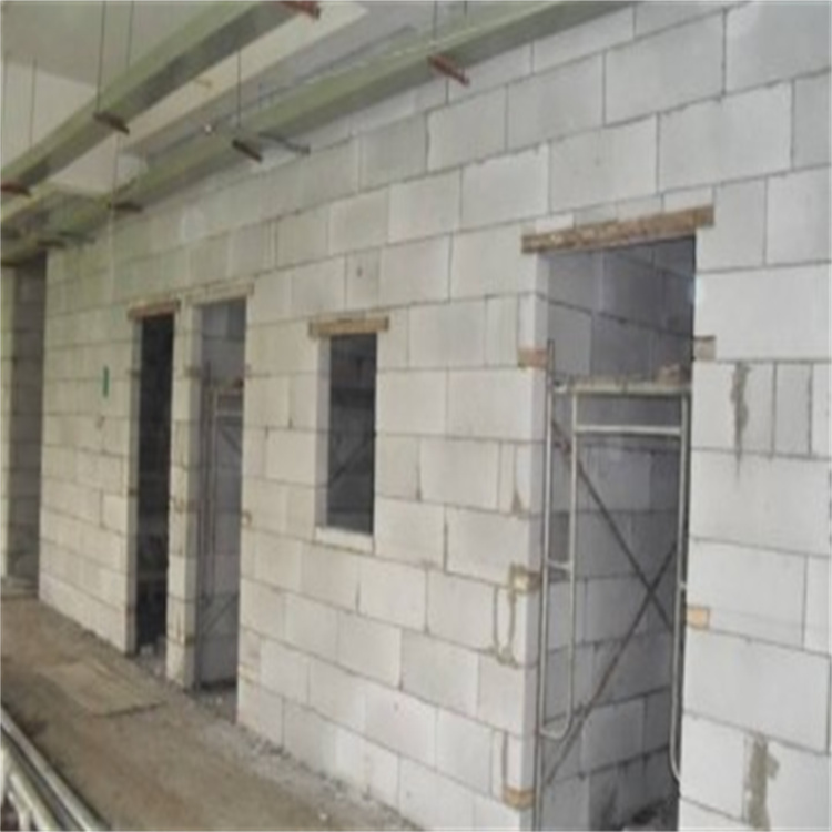 家庭轻质砖隔墙工程