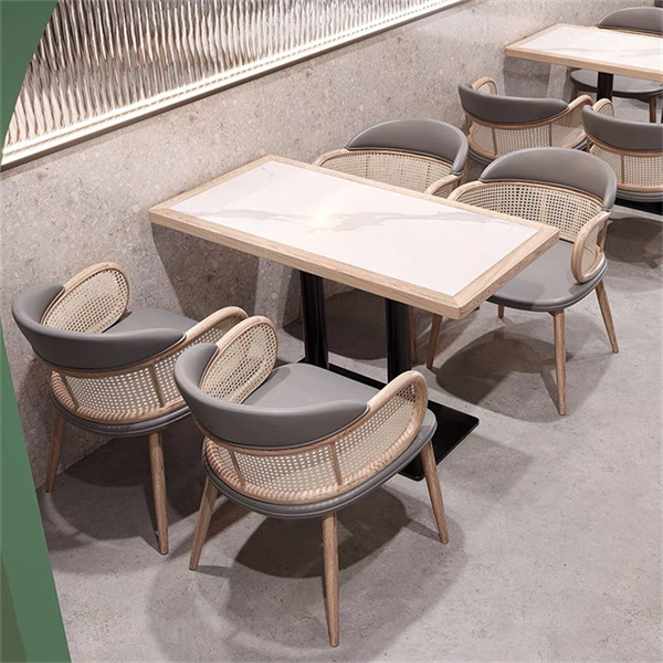 武汉领汉Y36川菜馆餐桌椅,表面光滑漆层明亮