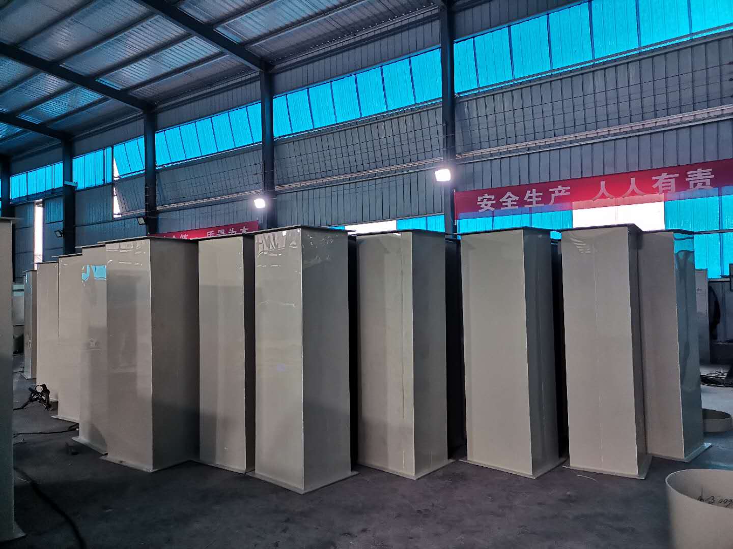商丘永城市生产pp耐酸碱风管PVC风管pp排风管
