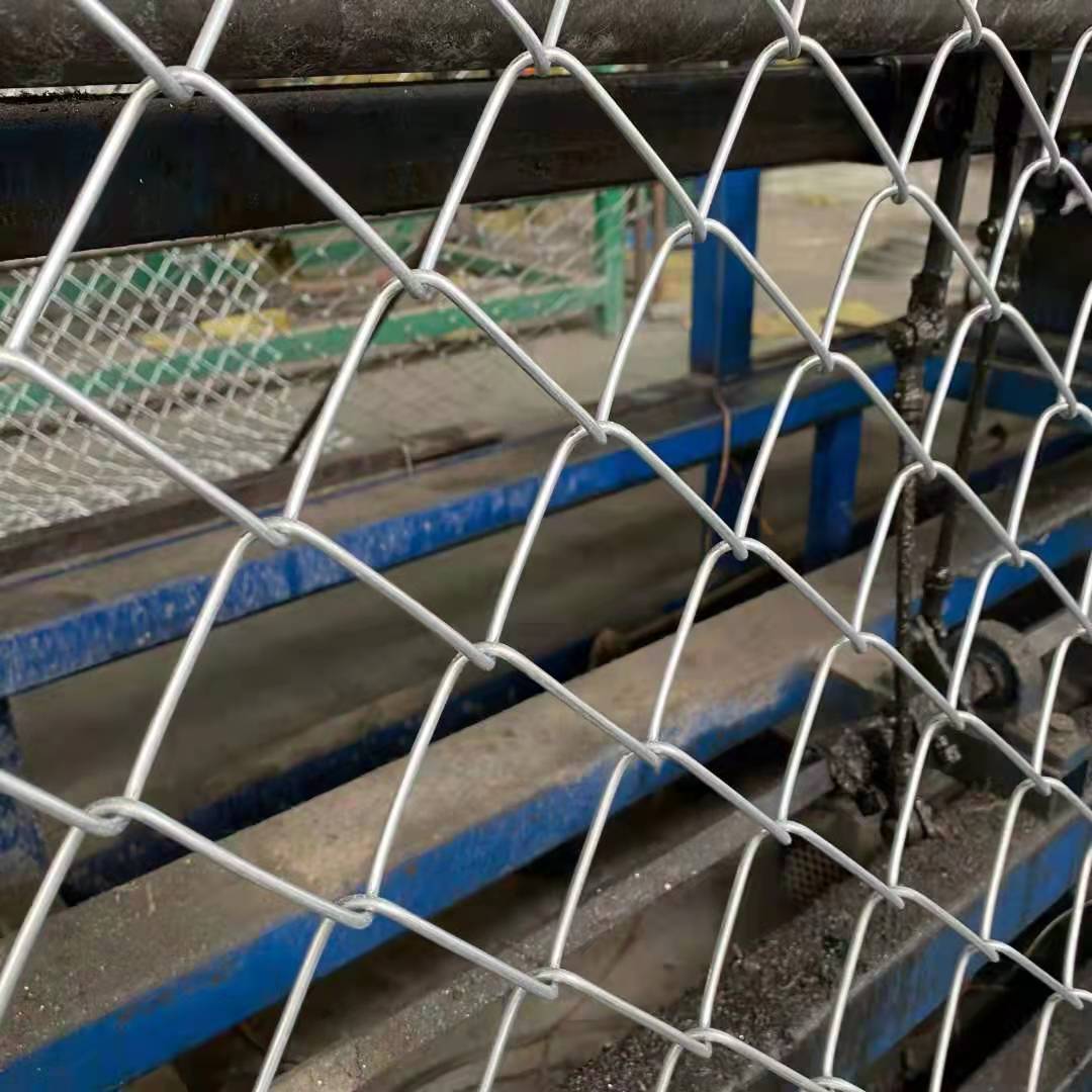 孝感圈地铁丝网防护栏安装