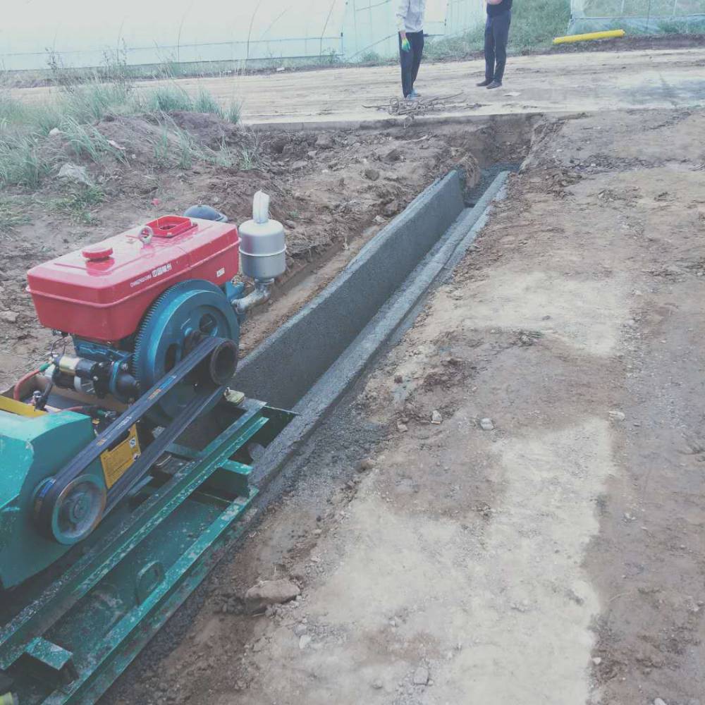 工程机械设备挖掘机挖水渠水渠成型机修渠好
