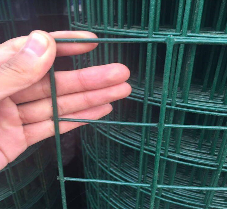 武汉凯美机电城店供应绿色包塑铁丝围林网/绿色包塑养殖网30米