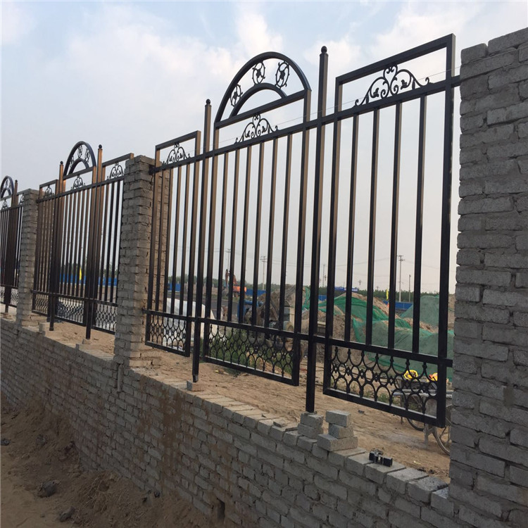 铁艺围栏 厂房围墙焊接式护栏 农村庭院铁艺防护栏杆