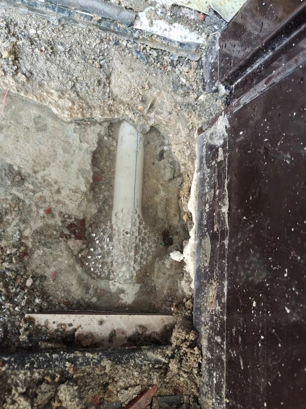 房间漏水怎么查漏水位置 检漏准 佛山下水管漏水维修公司