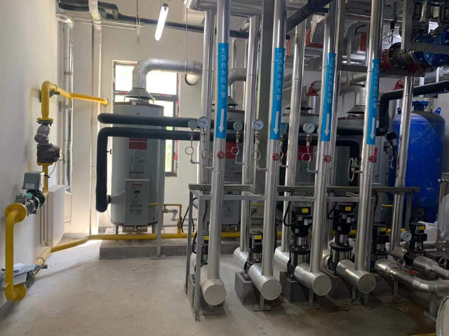 重庆江工容积式燃气热水器图片 来电咨询 欧特梅尔新能源供应